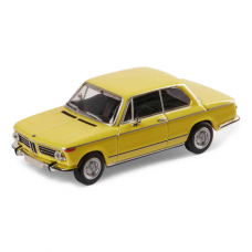 BMW МодельBMW 2002 масштаб 1:64