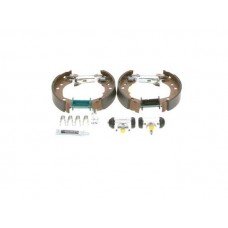 0 204 114 626 BOSCH Комплект гальмівних колодок