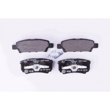 8DB 355 010-811 HELLA КомплеК т гальмівних колодок, дискове гальмо