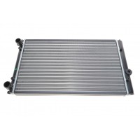 529501 NRF Радіатор охолодження двигуна