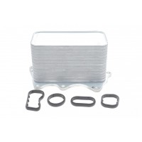 Радіатор масляний BMW 3 (F30/F31)/4 (F32/F33/F36)/7 (G11/G12) 3.0 15- B58