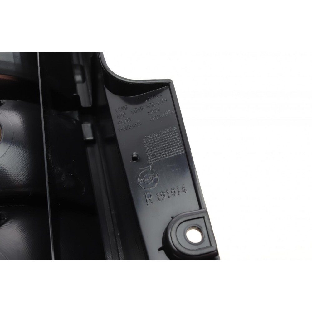 Ліхтар задній MB Vito (W447) 14- (R)