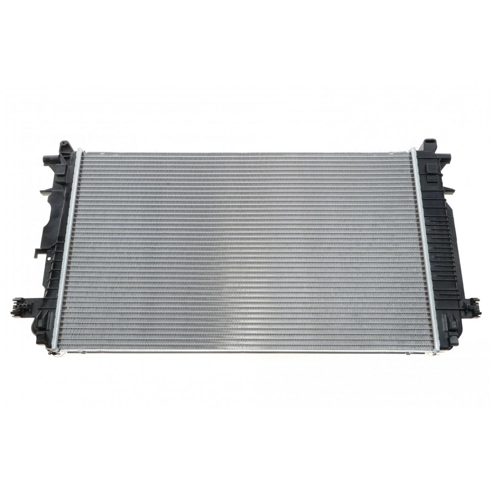 Радіатор охолодження MB Sprinter 06- (+/-AC, АКПП)