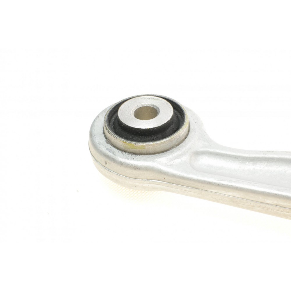 Важіль підвіски (задній/зверху/спереду) (R) MB C-class (W204/W205)/E-class (W212/W213) 07-