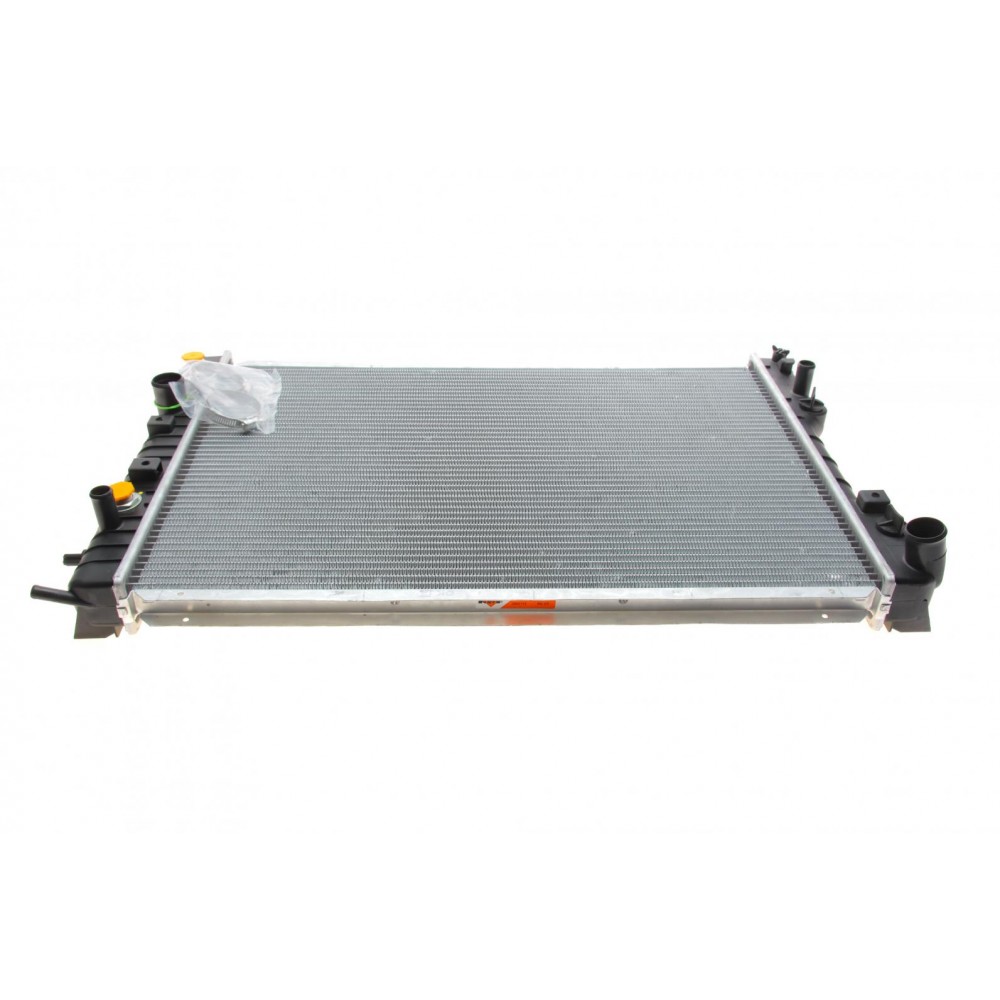 529689 NRF Радіатор охолодження двигуна