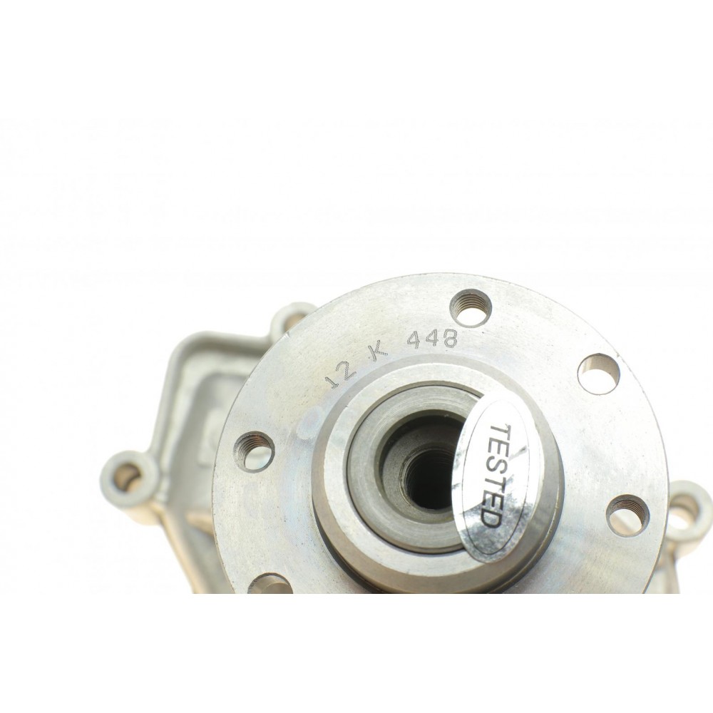 Помпа води MB Sprinter 901-904/Vito (W638) 2.3D/2.9D OM601-602 96-06/C/E/G/S-class 2.5D/2.9-3.5D 93-