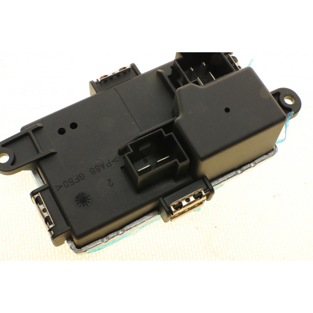 Реостат пічки MB C-class (W204)/E-class (W212) 07-16