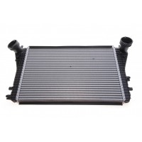 CI 83 000P MAHLE Интеркулер