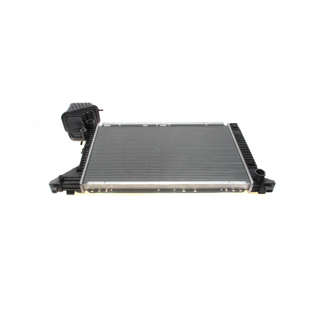 02.40.173 TRUCKTEC AUTOMOTIVE Радіатор охолодження двигуна