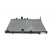 CR 2014 000S MAHLE Радіатор охолодження двигуна