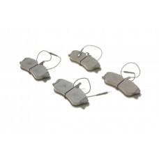 Колодки гальмівні (передні) Citroen Berlingo/Peugeot Partner 96- (Lucas) (з датчиками)