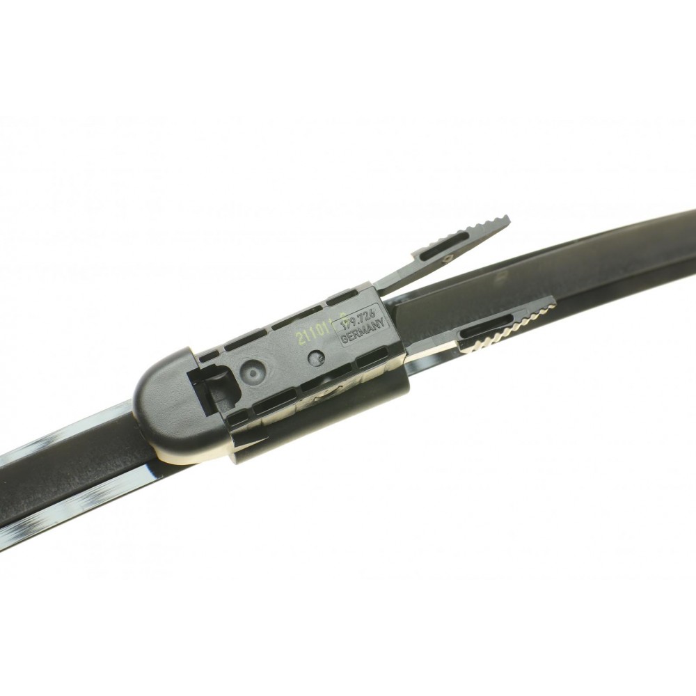 Щітки склоочисника (700/550мм) Opel Zafira 05-15 (безкаркасна)