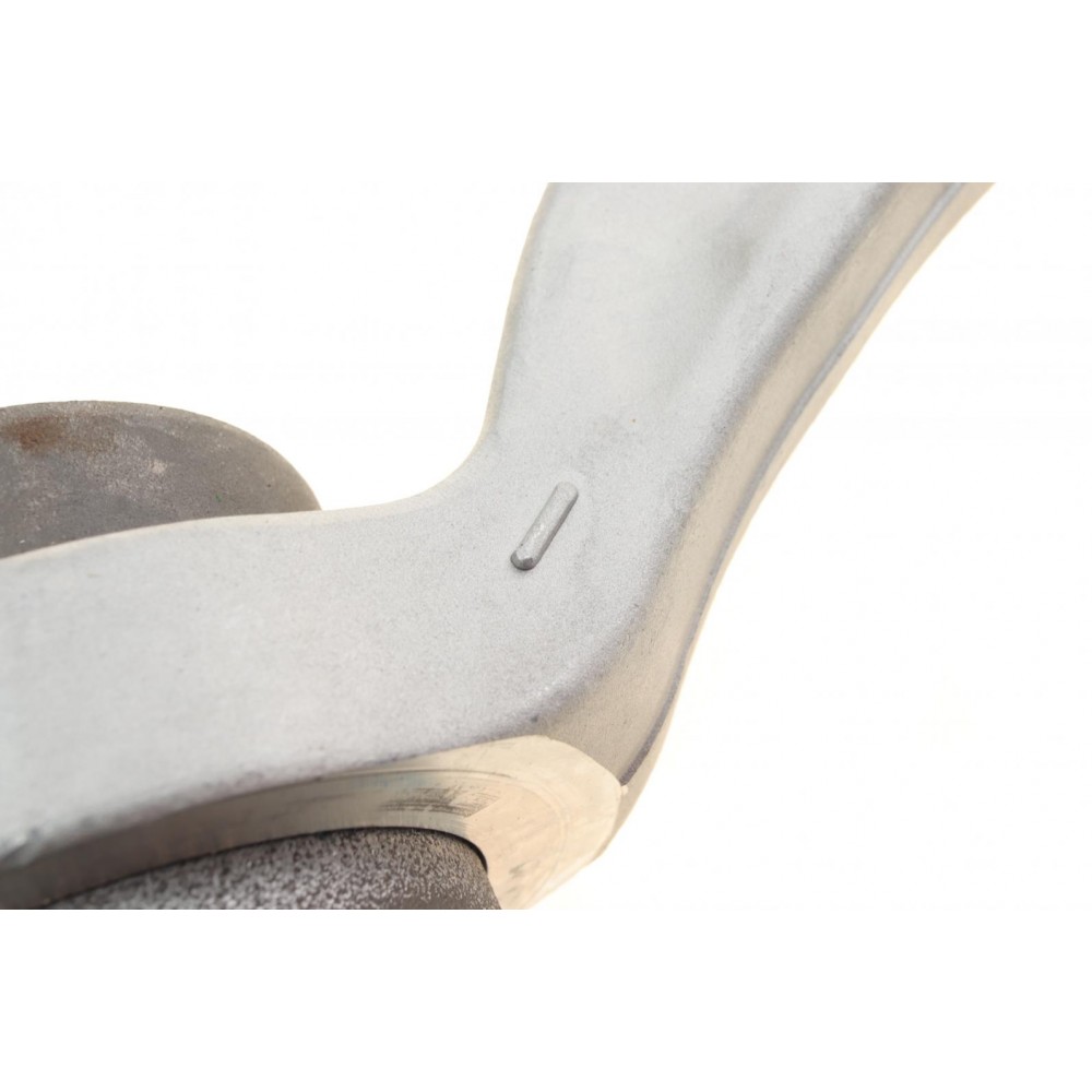 Важіль підвіски (передній/знизу) (R) Audi A4/VW Passat B5 96-05