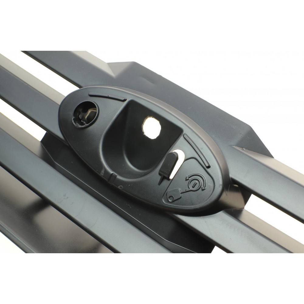 Решітка радіатора Ford Transit Connect 09-13