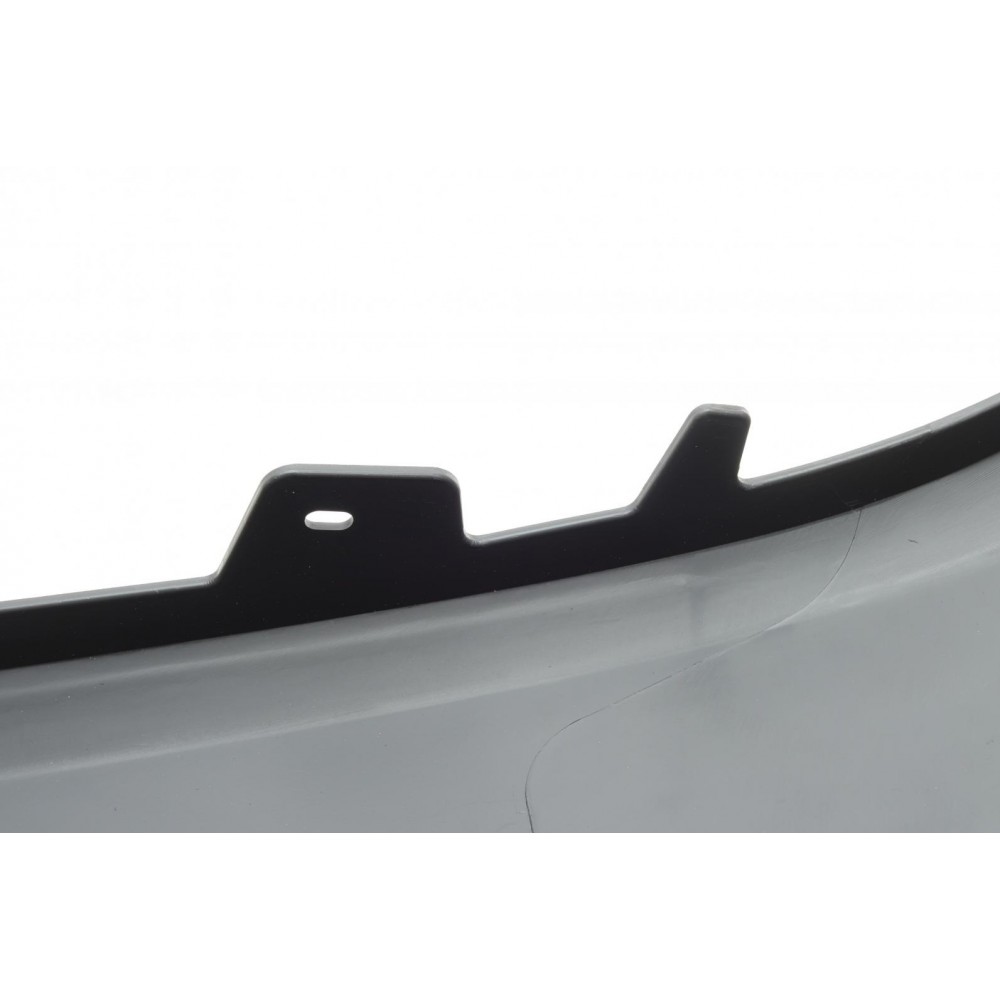 Бампер (передній)  Opel Vivaro/Renault Trafic 06-14 (із отвором для противотуманки)