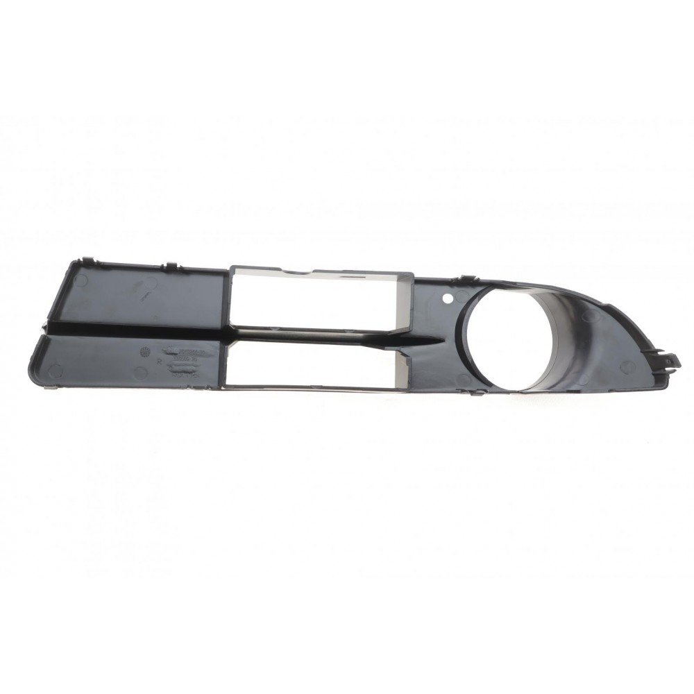 Решітка бампера BMW 5 (E60) 01-07 (R)