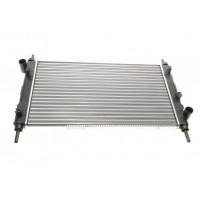 509528A NRF Радіатор охолодження двигуна
