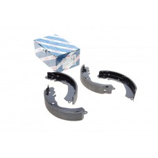 0 986 487 451 BOSCH Комплект гальмівних колодок