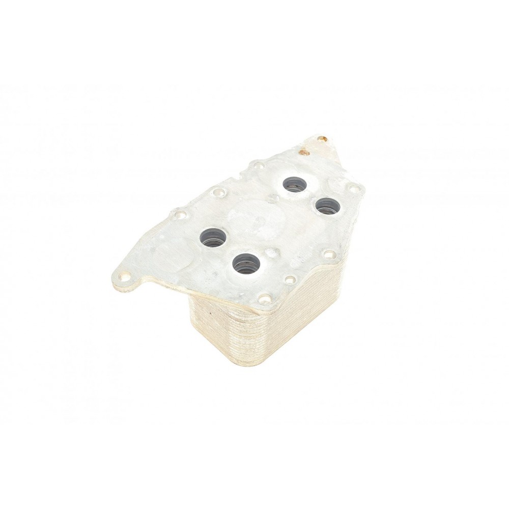 Радіатор масляний BMW 2 (F45/F46)/X1 (F48)/X2 (F39) B47 2.0 14- (теплообмінник)