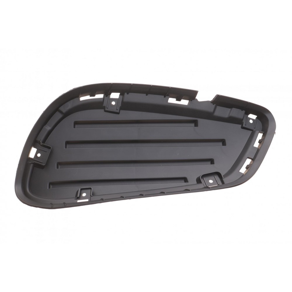 Вставка бампера (під протитуманку) MB E-class (W212) 11-16 (R)