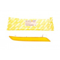 Світловідбивач бампера (переднього) BMW X5 (E70)/X6 (E71) 07-14 (R)