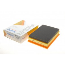 Фільтр повітряний Ford Fiesta/Mazda 323/626 -04