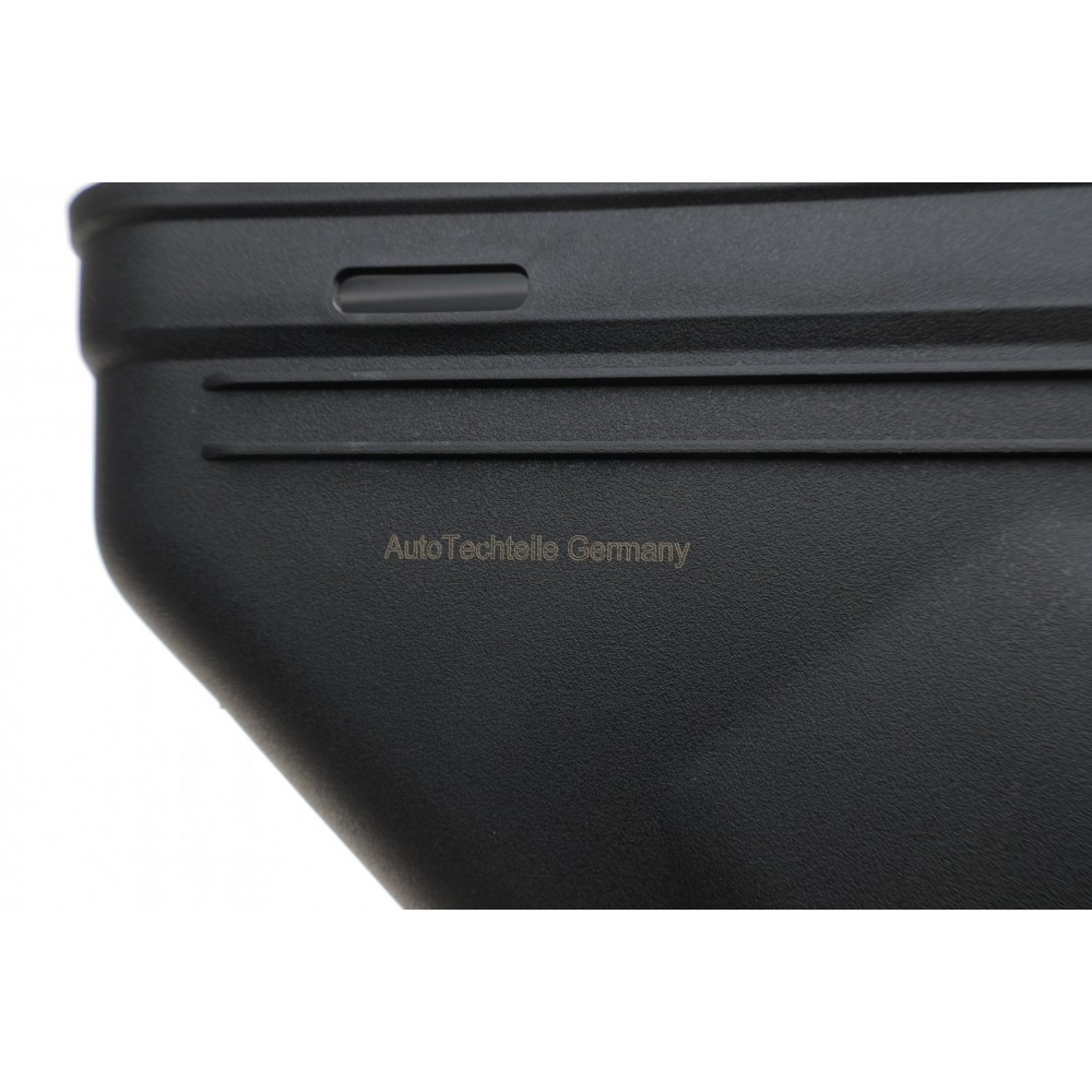 Патрубок фільтра повітряного MB M-class (W166) 11-19 (R)