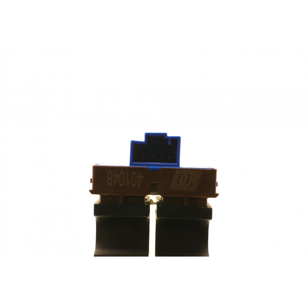 Кнопка управління кришкою багажника та паливного бака VW Passat CC/Eos 10-