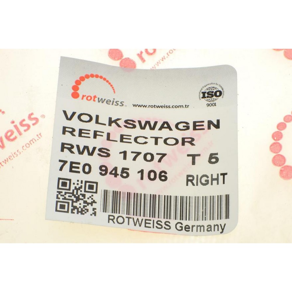 Світловідбивач бампера (заднього) VW T5 (R)