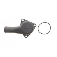 Фланець системи охолодження VW Golf IV 2.3/2.8 97-05