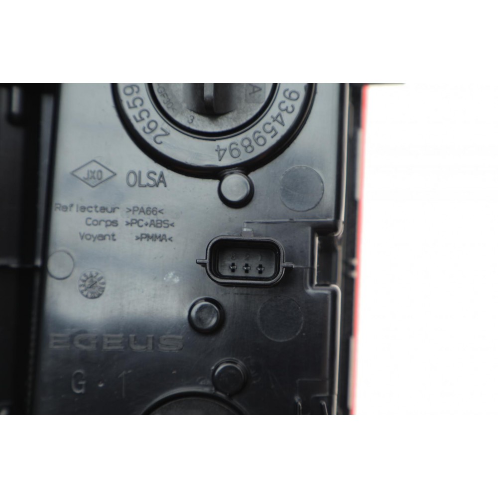 Ліхтар задній Opel Vivaro/Renault Trafic 14- (L)