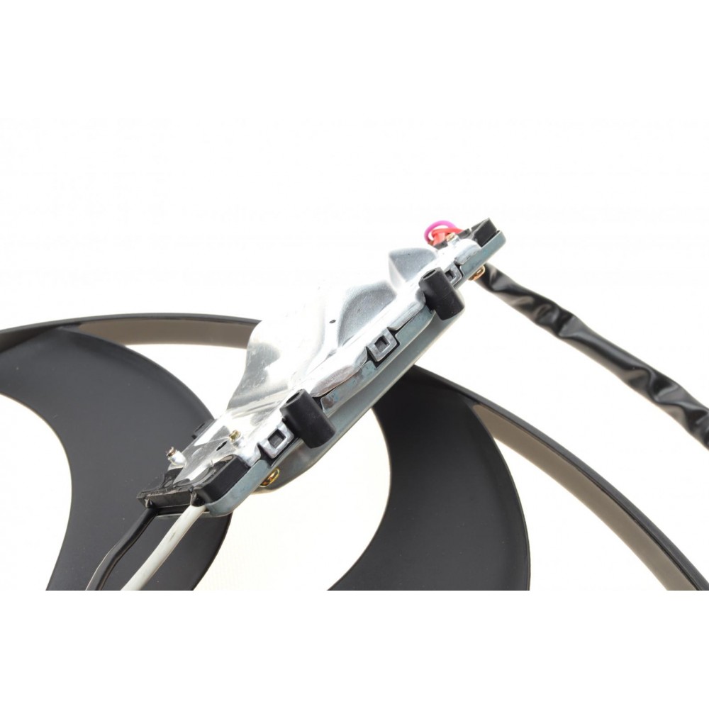 Вентилятор радіатора (електричний) Audi Q7 3.0-3.6 06-15/VW Touareg 2.5-3.2 02-10