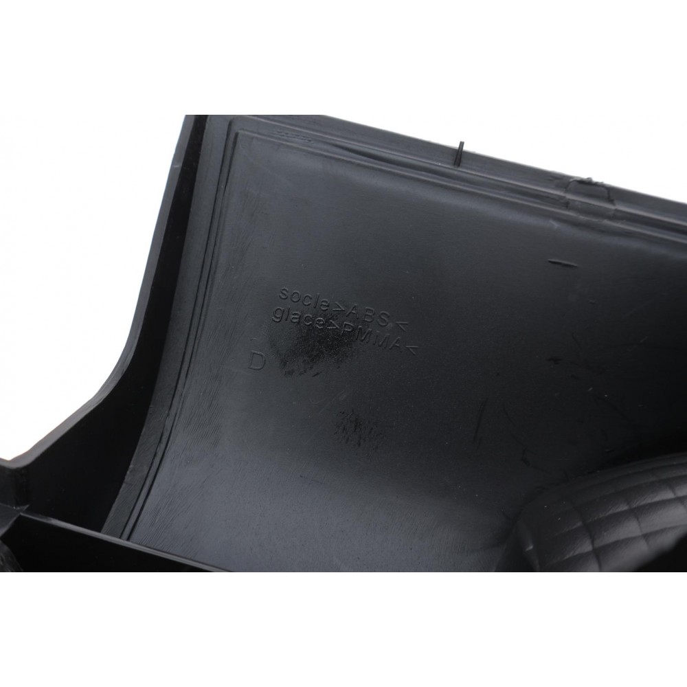 Ліхтар задній Renault Kangoo 03-07 (R)