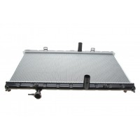 550072 NRF Радіатор охолодження двигуна