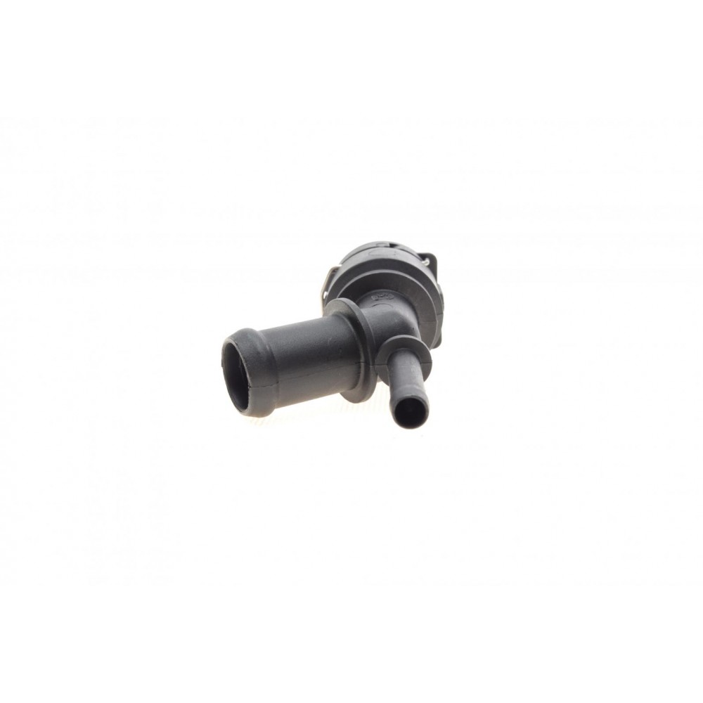 Фланець системи охолодження VW Golf IV 1.6/2.0i 97-05