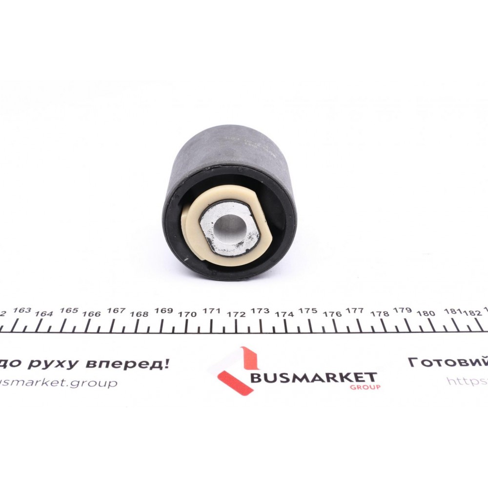 Сайлентблок важеля (переднього/спереду) Opel Omega B 94-03 (14x58.5x56)