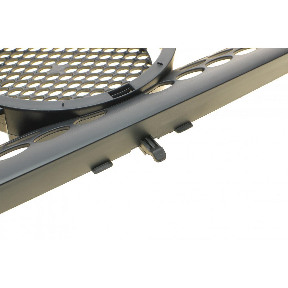 Решітка радіатора MB Vito (W639) 03- (8891)