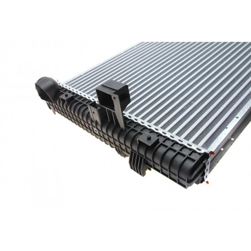 Радіатор інтеркулера MB Atego 98-