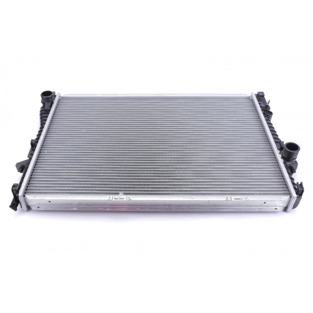 CR 242 000S MAHLE Радіатор охолодження двигуна