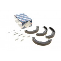 0 986 487 720 BOSCH Комплект гальмівних колодок, стояночная тормозная система