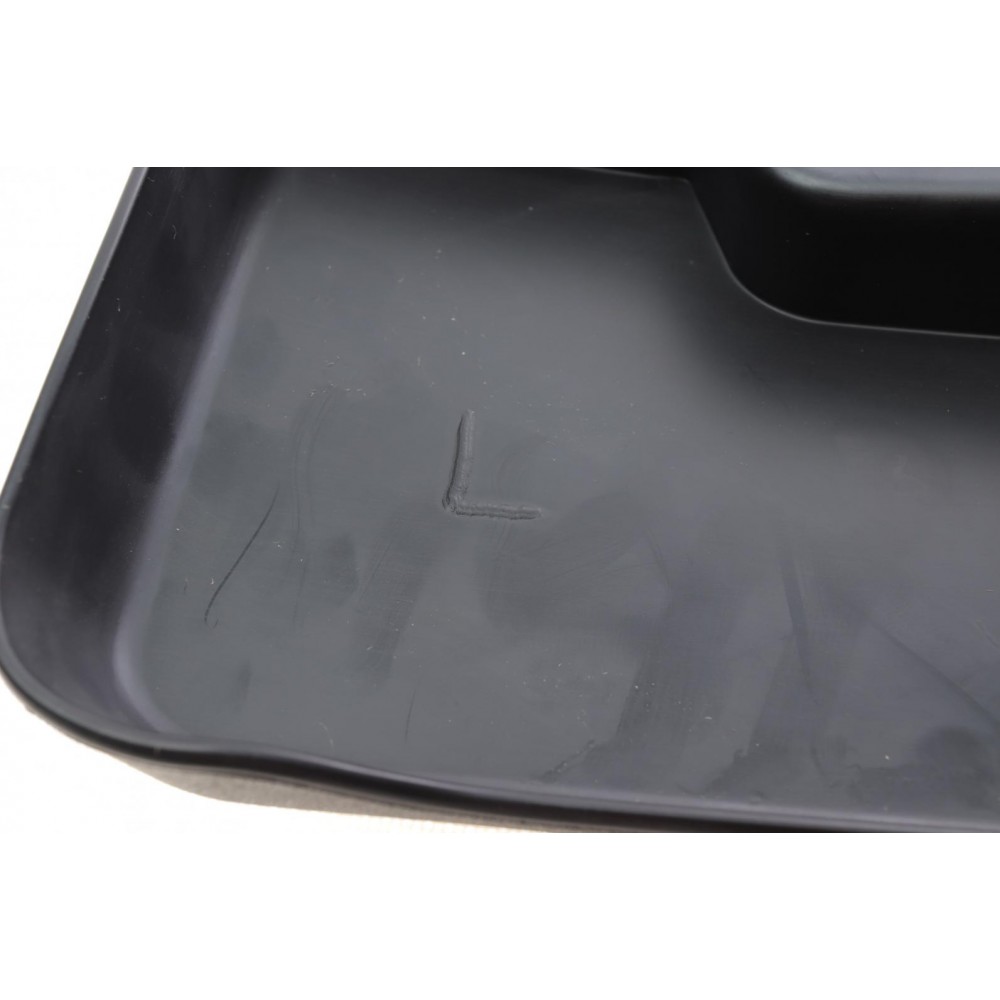 Бризковик (передній) (L) MB Sprinter 907 18-