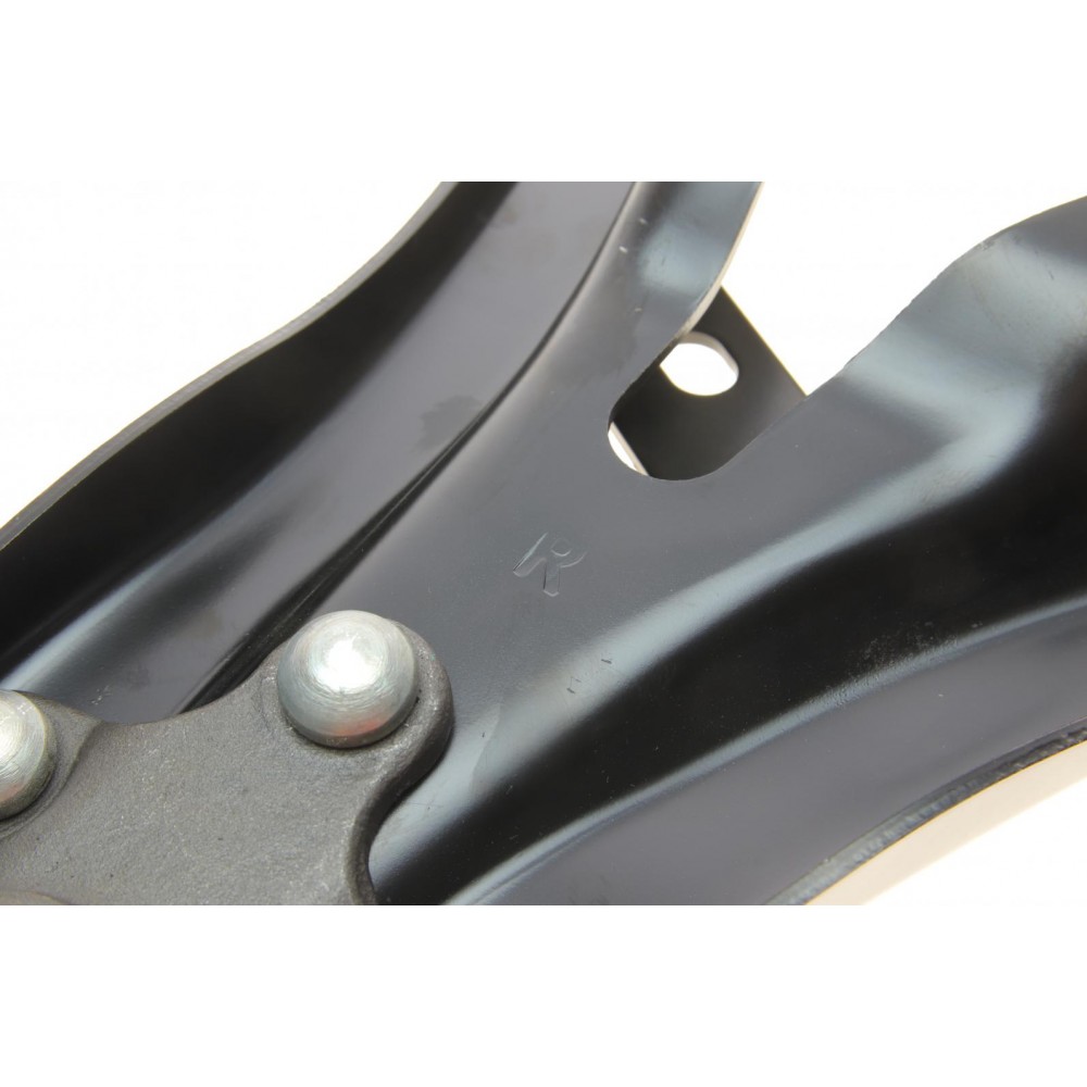 Важіль підвіски (передній) (R) Dacia Duster 17-