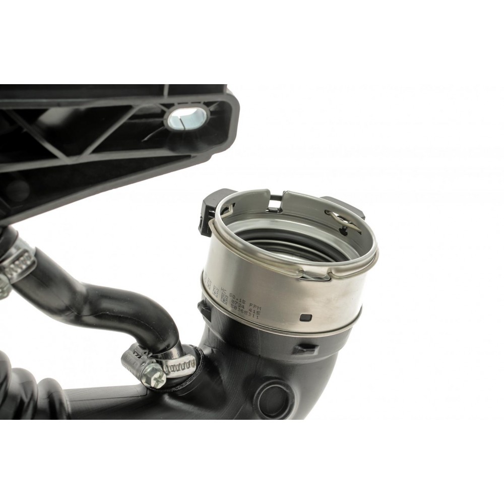 Патрубок інтеркулера Nissan Qashqai/X-Trail/Renault Kadjar 1.6 dCi 11-