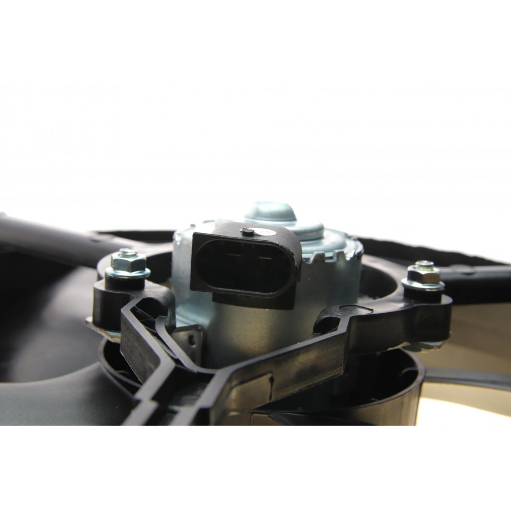 Крильчатка вентилятора Citroen Berlingo/Peugeot Partner 96-