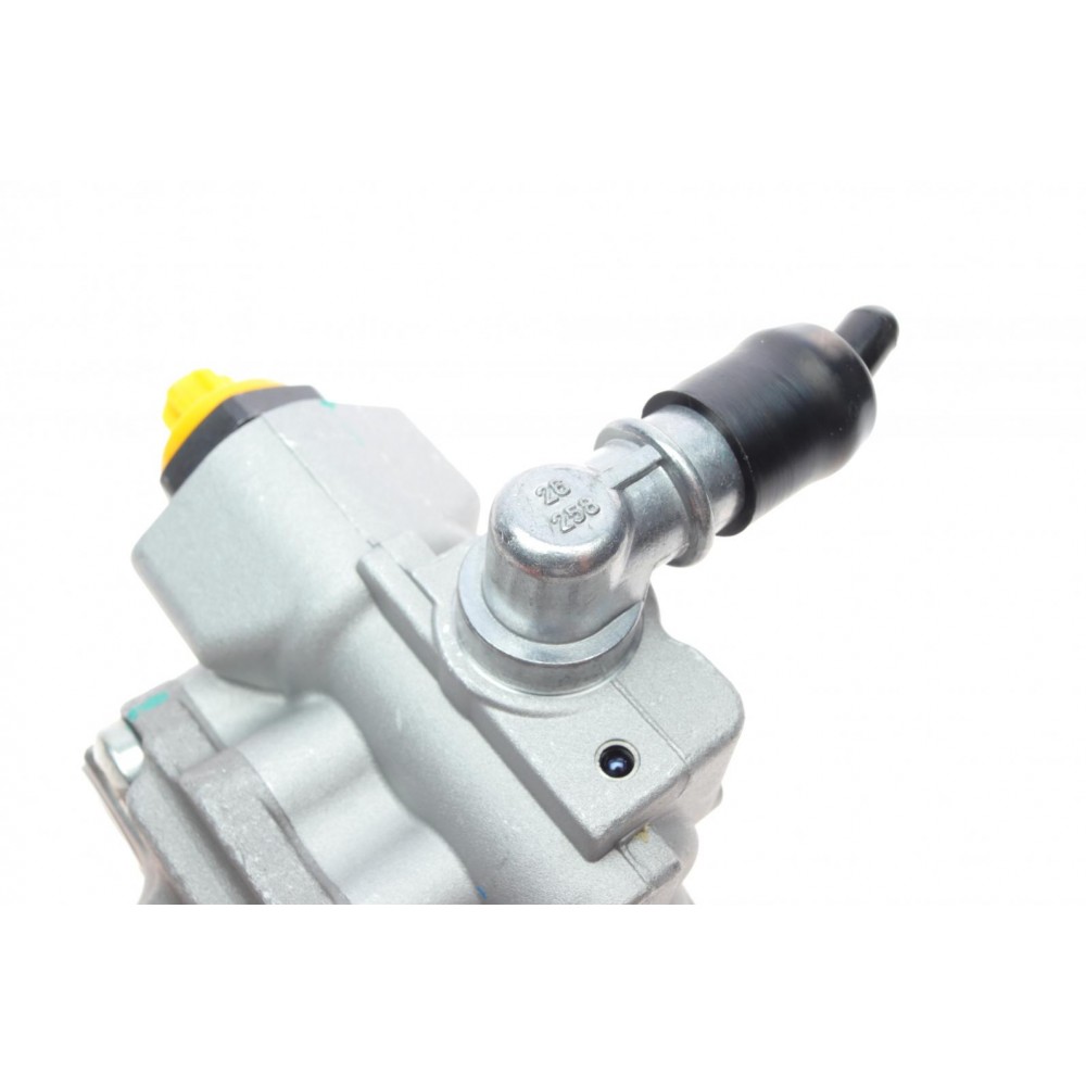 Насос ГПК Nissan Primastar 2.0 01-06