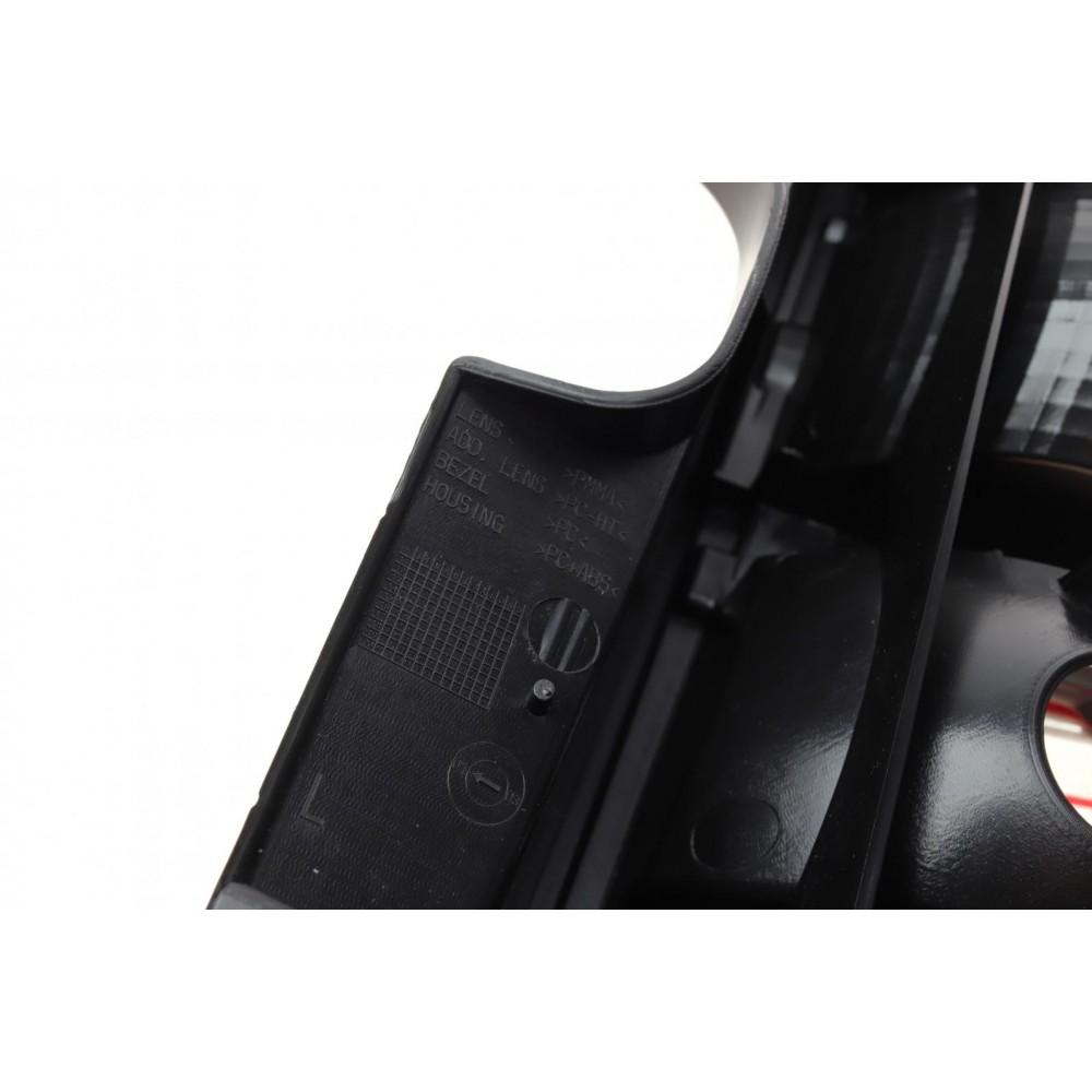 Ліхтар задній MB Vito (W447) 14- (L)