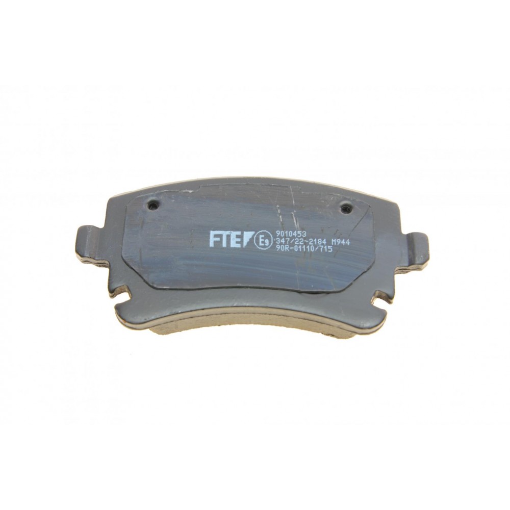 Колодки гальмівні (задні) VW T5 03- (Lucas) (з датчиком)