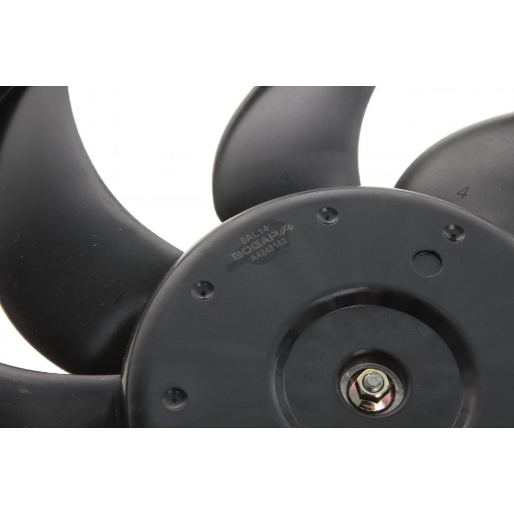 Вентилятор радіатора (електричний) Audi A4/A6/Q5 07-