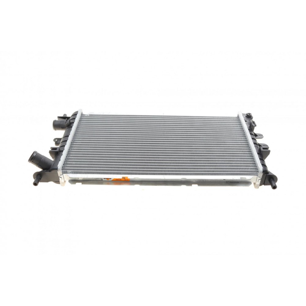 50100 NRF Радіатор охолодження двигуна