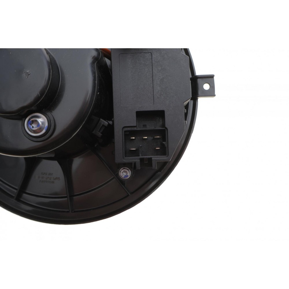 Моторчик пічки VW Caddy III 04-15/IV 15-